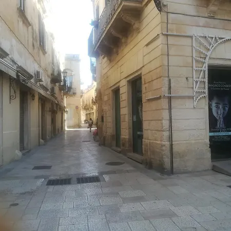 Oda ve Kahvaltı Dimora Dell'artista Lecce