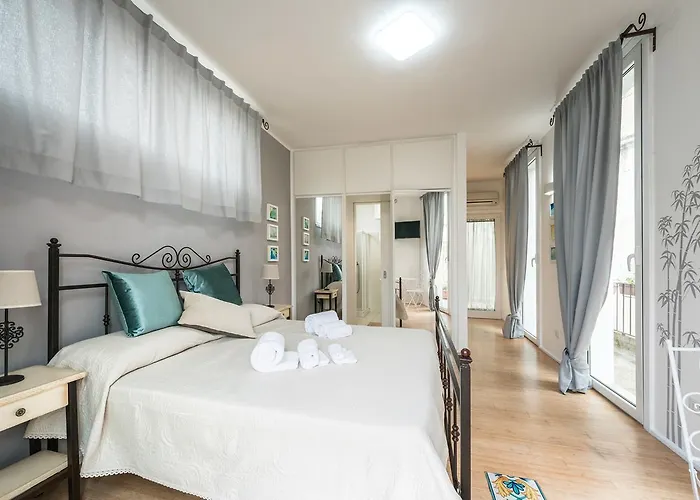 Dimora Dell'artista Bed & Breakfast 3*