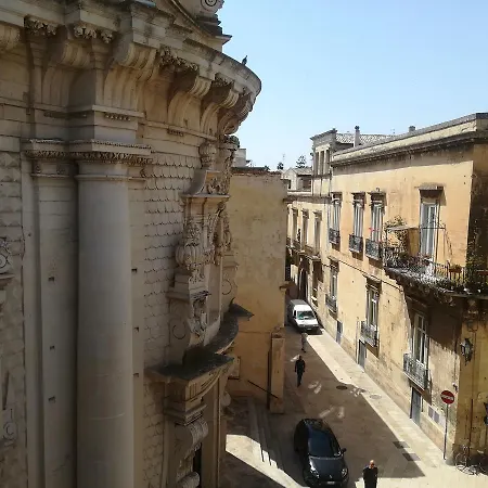 Dimora Dell'artista 3* Lecce
