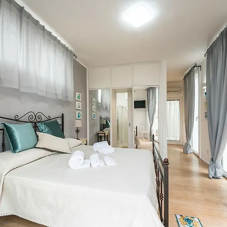 Dimora Dell'artista Bed & Breakfast 3*