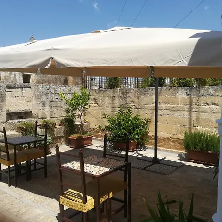 Dimora Dell'artista לצ'ה