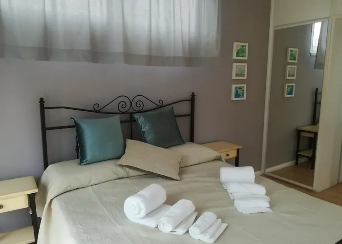 Dimora Dell'artista 3* לצ'ה