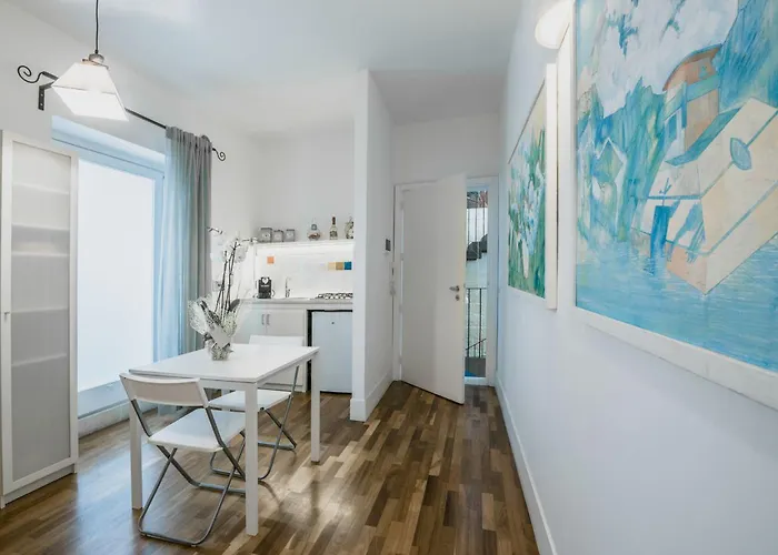 Dimora Dell'artista לינה וארוחת בוקר