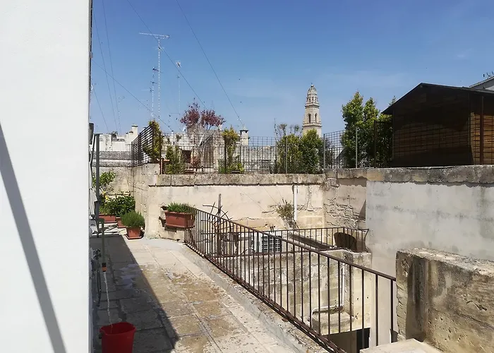 Dimora Dell'artista 3* לצ'ה