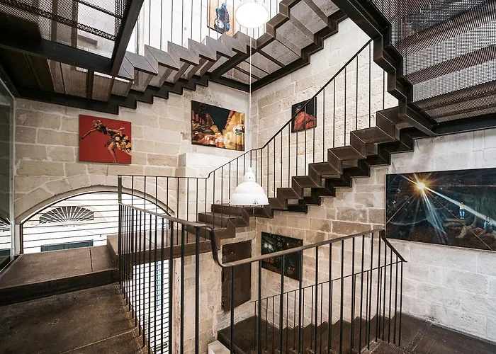 Dimora Dell'artista לינה וארוחת בוקר לצ'ה