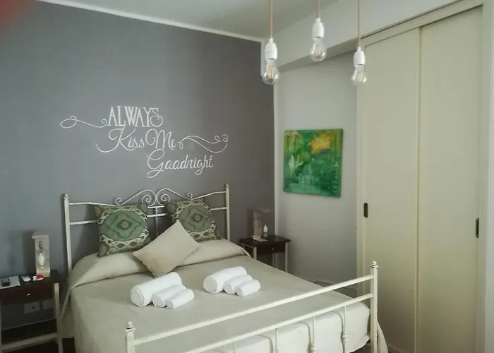 לינה וארוחת בוקר Dimora Dell'artista לצ'ה