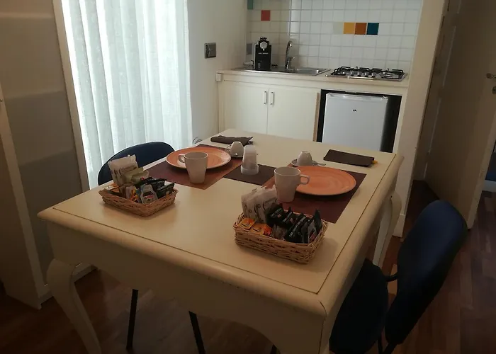 לינה וארוחת בוקר Dimora Dell'artista 3*