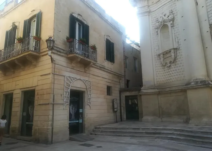 לינה וארוחת בוקר Dimora Dell'artista לצ'ה