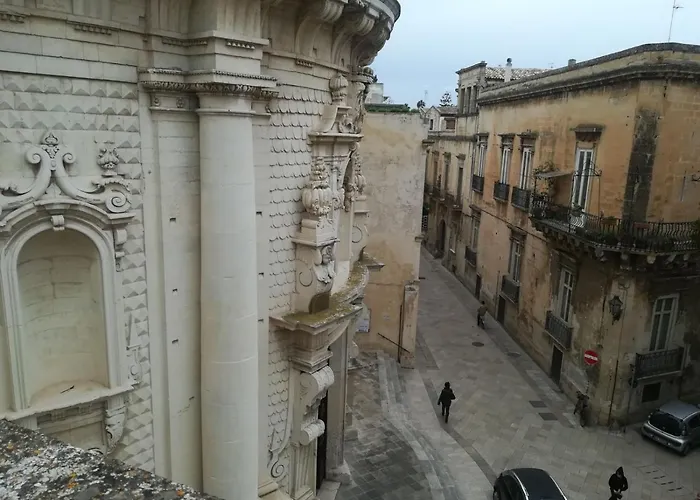 Dimora Dell'artista לינה וארוחת בוקר