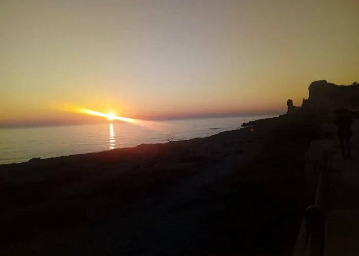 לינה וארוחת בוקר Dimora Dell'artista 3*