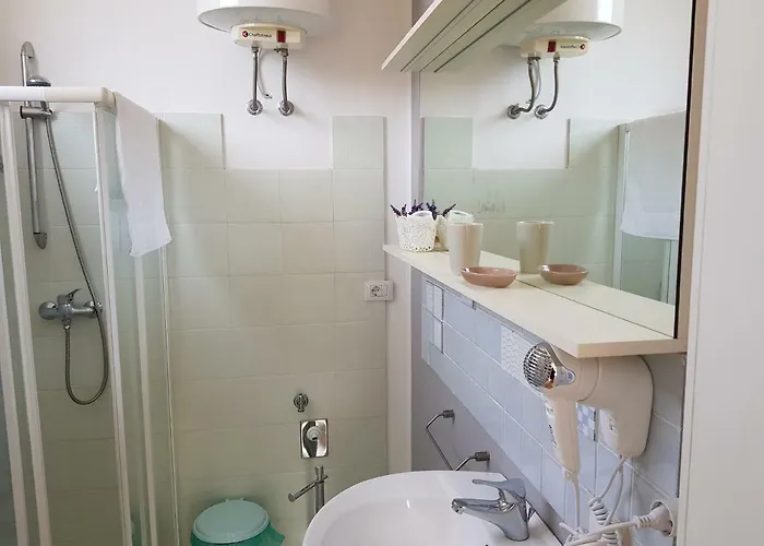 Dimora Dell'artista לינה וארוחת בוקר